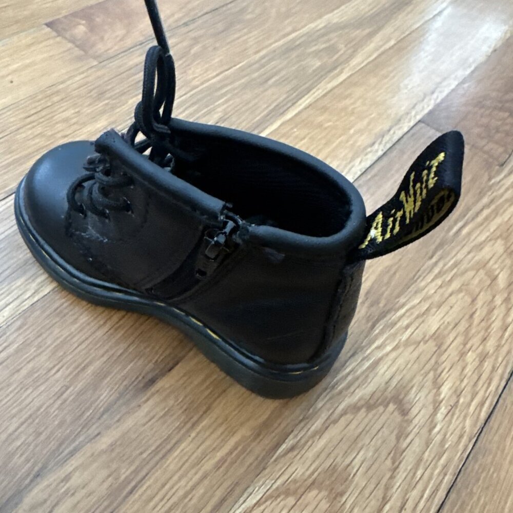 Dr Martens Black JY004 Toddler Ankle Side Zip Boots Read Size 6 - Picture 5 of 9